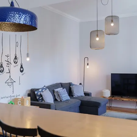Feel Syrah Townhouse *